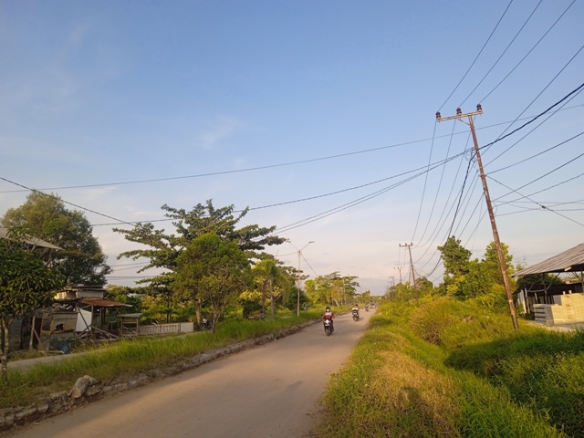 Pemkab Kotim Perbaiki Jalan Wengga Metropolitan Sampit