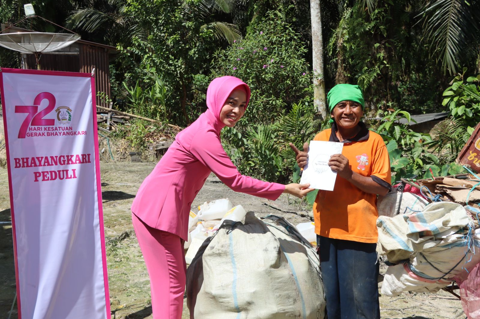 Polres Lamandau Gelar Bakti Sosial dalam Rangka HUT Bhayangkara ke-78