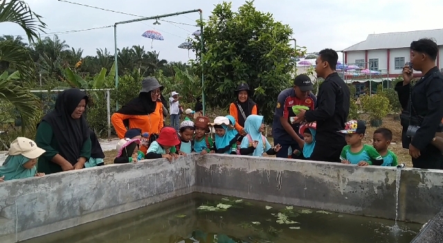 Siswa PAUD Annisa Kunjungi Agrowisata Lapas Sukamara