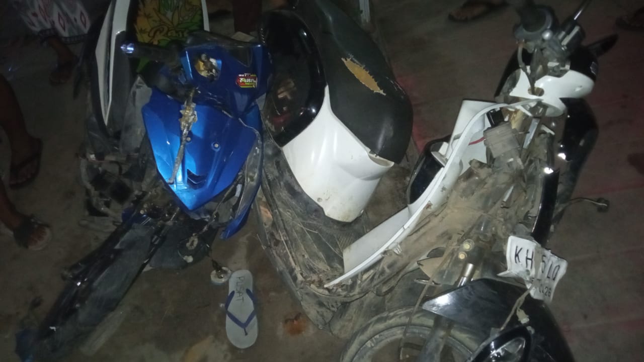 Terekam Kamera CCTV, Dua Sepeda Motor di Sampit Terlibat Adu Banteng