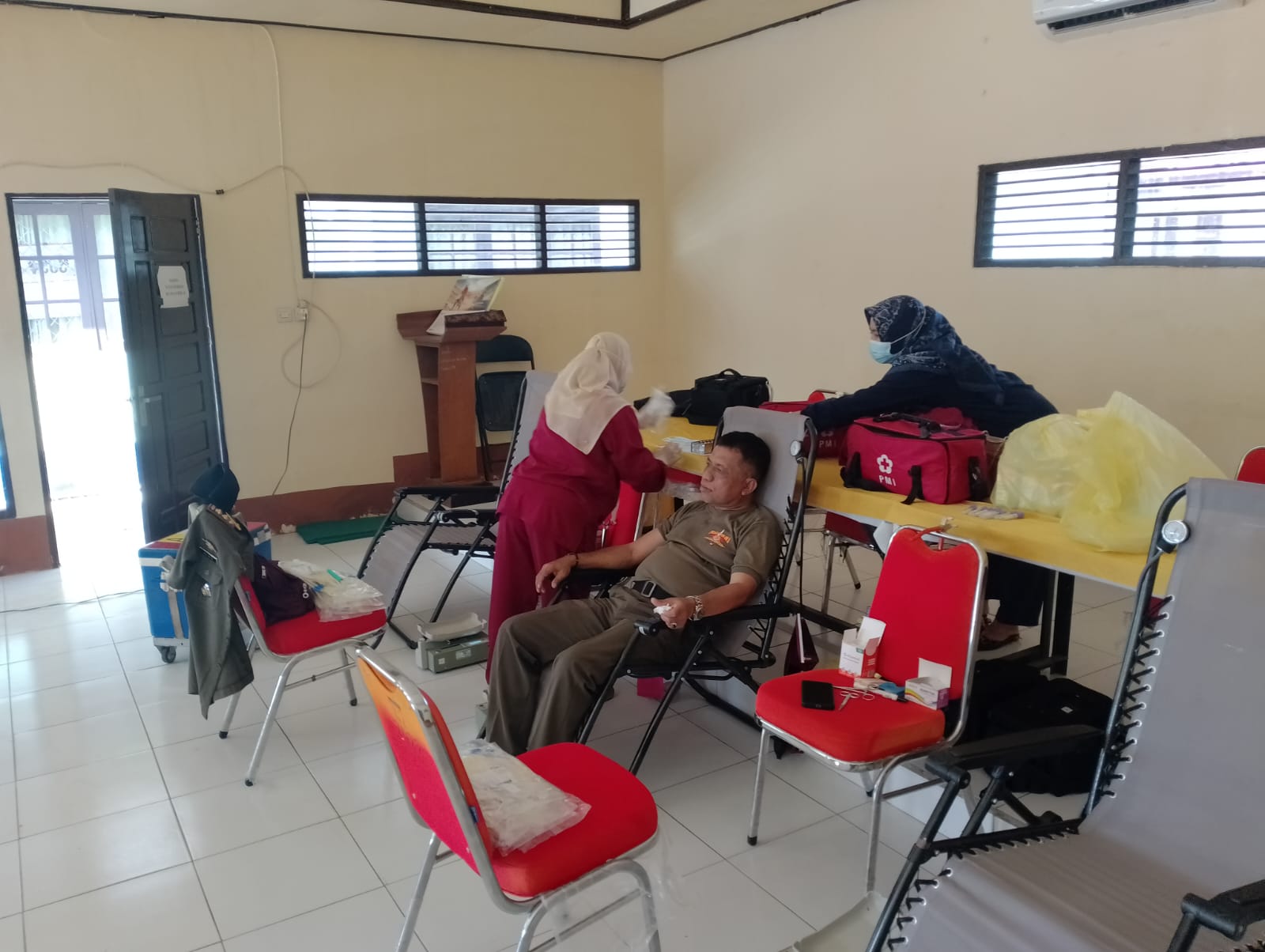 Stok Darah Menipis, PMI Terima Kunjungan Donor Darah dari Satpol PP Kotim