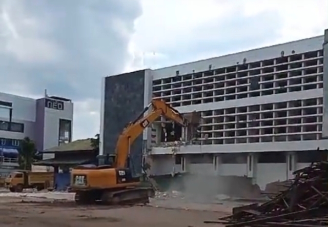 Sanco Soroti Pembongkaran Gedung eks KONI Kalteng