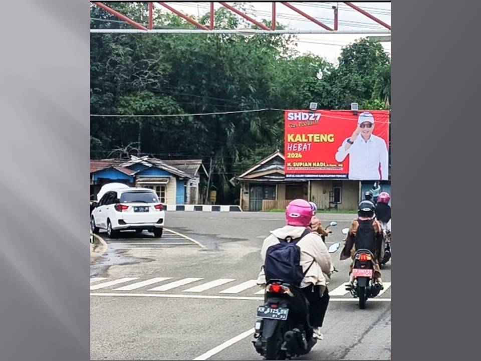 Baliho Bacagub Kalteng Supian Hadi Hiasi Kota Buntok